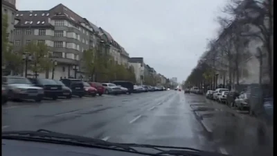 Notgeile Studentin macht es mit 2 Fremden Maennern