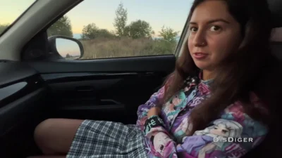 Cute hitchhiker agreed to suck and fuck – Russian Public Agent