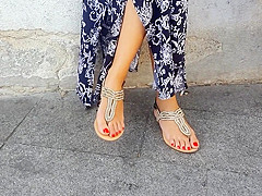 her perfect feets sexy long feets red toes